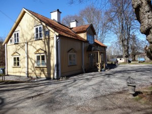 Fågelstas ena flygelbyggnad