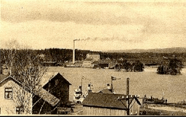 Bengtsfors sulfitfabrik vid sjön Lelången omkring 1920